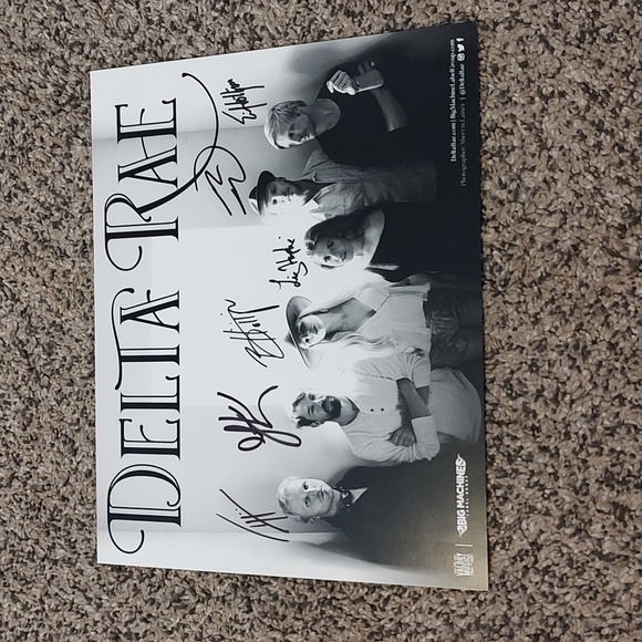 Delta Rae Hand Signed Autograph Photo - Picture 1 of 4